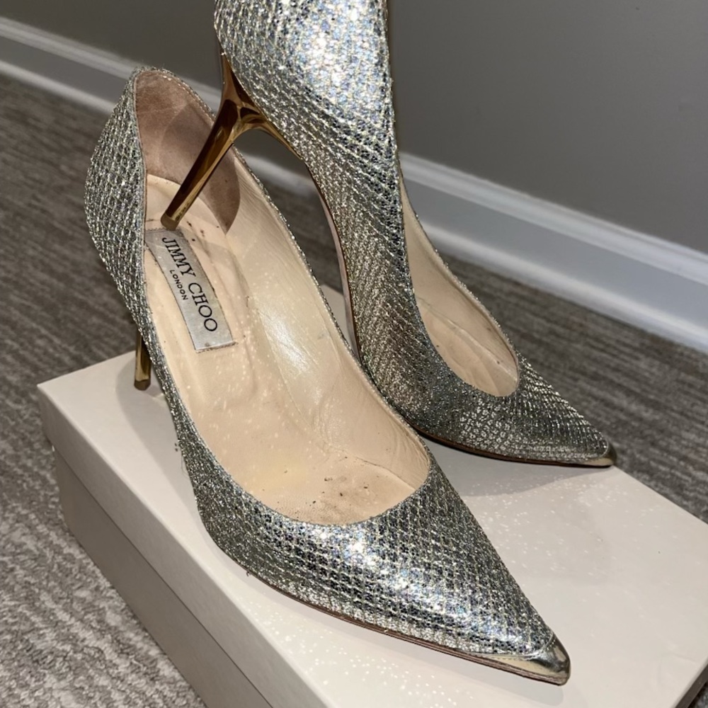 Jimmy Choo Agnes Pumps Silver Glitter champagne Pointed Toe Size 39 / 8.5